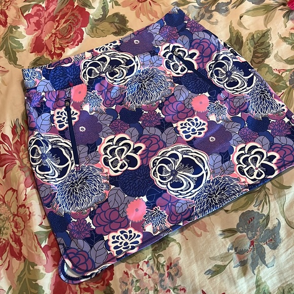 TALBOTS Size Medium Colorful Groovy Floral Fun Print Tennis Golf Squash $69 NEW - Picture 3 of 15